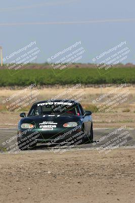 media/Apr-30-2022-CalClub SCCA (Sat) [[98b58ad398]]/Group 5/Race (Outside Grapevine)/